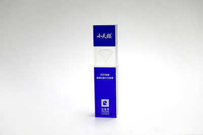 卓越前行 小天鵝榮獲2023金瑞獎“蜂窩大板十大品牌”稱號，引領水暖管道零件行業新篇章